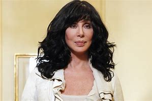 Cher (Cherilyn Sarkissian) sera l’invitée du célèbre gala de l’Amfar