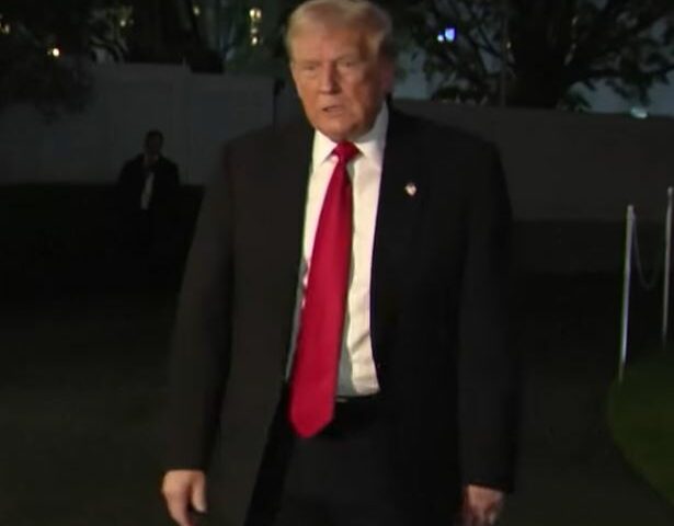 Trump met fin au plus long shutdown de l’histoire des États-Unis : un compromis budgétaire adopté au Congrès ce mercredi 12 novembre, mais la polémique sur Epstein resurgit