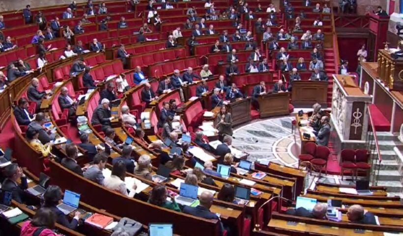 Impôts : L'Assemblée nationale maintient l'abattement de 10 % pour les retraités, un nouveau revers pour le gouvernement ce jeudi 13 novembre