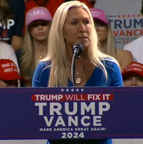 Donald Trump se sépare, ce vendredi 14 novembre, de Marjorie Taylor Greene, la voix du camp MAGA, sur fond de tensions autour de l’affaire Epstein