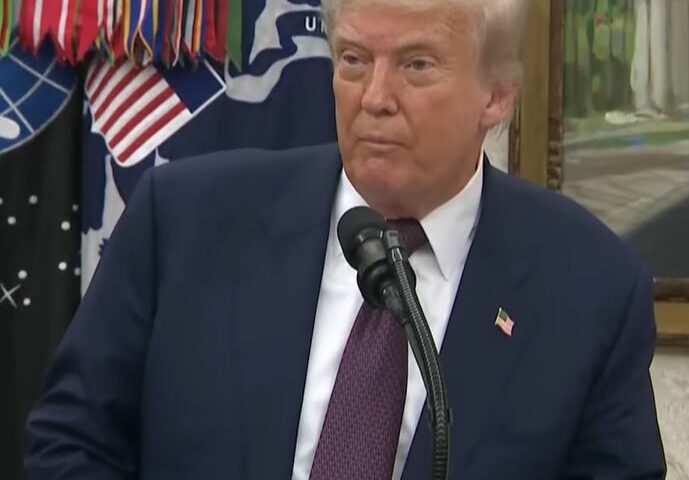 Donald Trump annule des droits de douane sur le café, le bœuf et les bananes pour alléger le coût de la vie des Américains, le décret entre en vigueur ce vendredi 14 novembre 2025