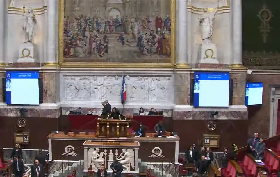 Budget 2026 : Rejet quasi unanime des recettes par les députés, le projet de loi file au Sénat dans la nuit du vendredi 21 novembre au samedi 22 novembre 2025