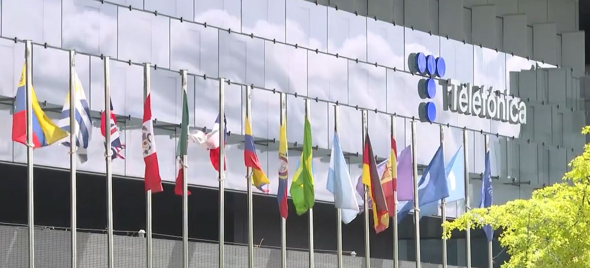 La multinationale espagnole de télécommunications, Telefonica, prévoit jusqu'à 5 000 licenciements dans un plan de restructuration stratégique pour améliorer sa rentabilité ce lundi 24 novembre 2025