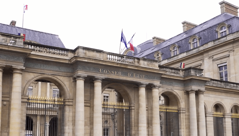 Le Conseil d’État a tranché en faveur de l’arrêt des soins d’un patient plongé dans un coma profond depuis plusieurs mois à l’Institut Gustave-Roussy, malgré l’opposition de sa famille. Ce cas, celui de Chabane Teboul, illustre un nouvel affrontement entre éthique médicale et volonté des proches, ravivant le débat sur la fin de vie et le droit à laisser mourir.