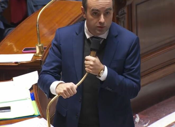 Divisions autour du socle commun : Sébastien Lecornu prend la parole lors d'une journée de débats chaotiques à l'Hémicycle ce jeudi 04 décembre 2025