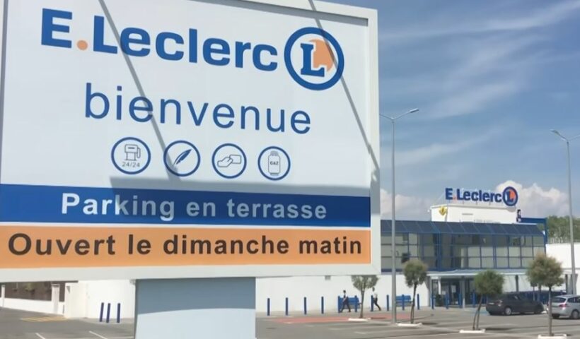 Le patron d'E.Leclerc salue le succès mondial de la vidéo de Noël d'Intermarché, réalisée sans IA ce samedi 13 décembre 2025