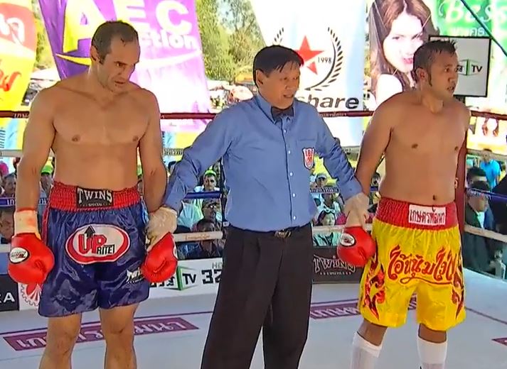 Scandale : le champion thaïlandais, Manus Boonjumnong, médaillé d’or en 2004 accusé d’escroquerie liée à une fraude aux billets de loterie gouvernementale ce samedi 20 décembre 2025