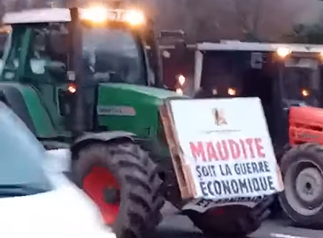 Opération escargot à Paris : 150 véhicules bloquent le périphérique pour protester contre la hausse du carburant ce lundi 30 mars 2026