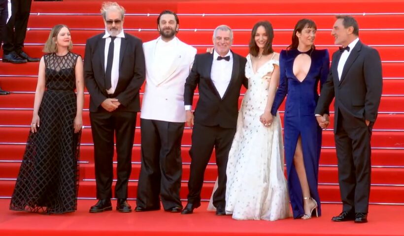 Montée des marches: L'équipe du film "La Vénus Electrique" de Pierre Salvadori pour la cérémonie d'ouverture du 79ème festival de Cannes ce mardi 12 mai 2026