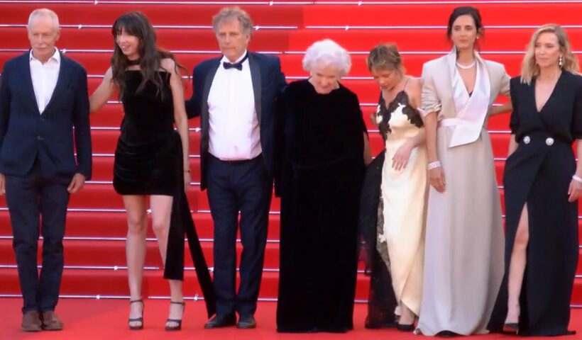 Redcarpet: Montée des marches de l'équipe du film "La vie d'une femme" de Charline Bourgeois-Tacquet ce mercredi 13 mai 2026