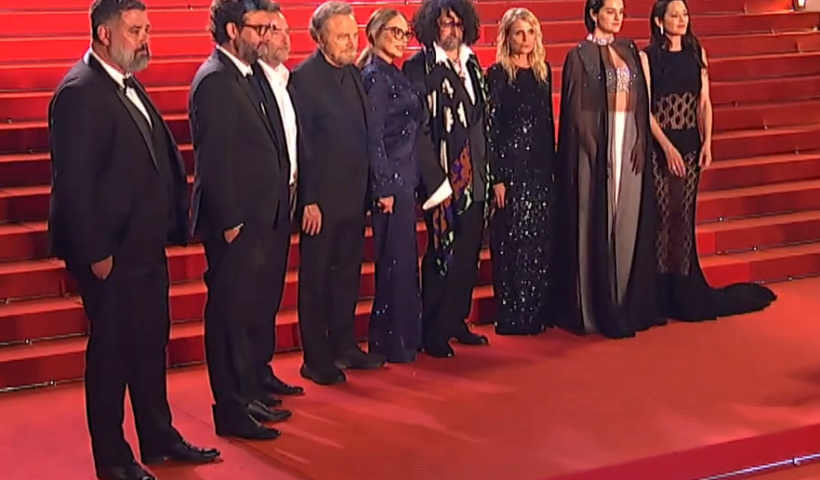 Montée des marches de l’équipe du film ROMA ELASTICA réalisé par Bertrand MANDICO