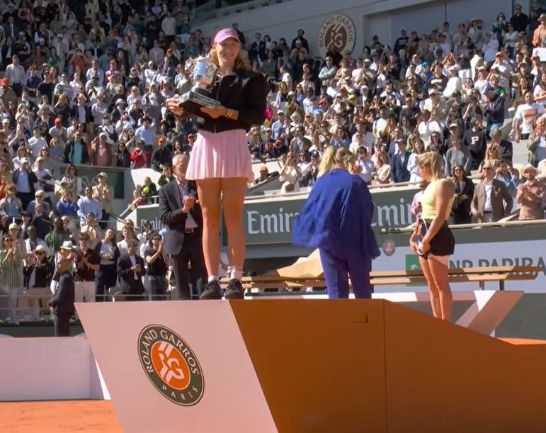 Roland-Garros 2026 : Mirra Andreeva, 19 ans, décroche son premier sacre parisien