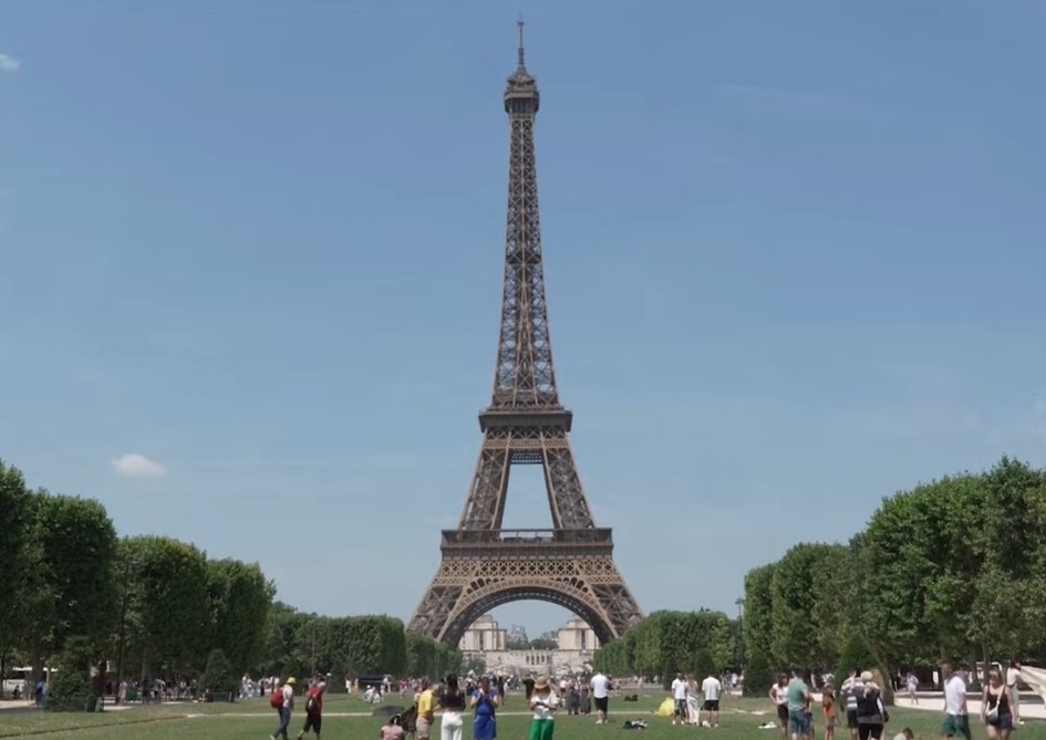 Vigilance rouge dans 54 départements : des températures records atteintes à Angers et Rennes, la canicule pourrait s'intensifier ce mardi 23 juin 2026