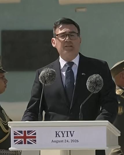 Kiev : Macron, Burnham et Merz dénoncent les frappes intensifiées de la Russie contre l'Ukraine ce lundi 24 août 2026