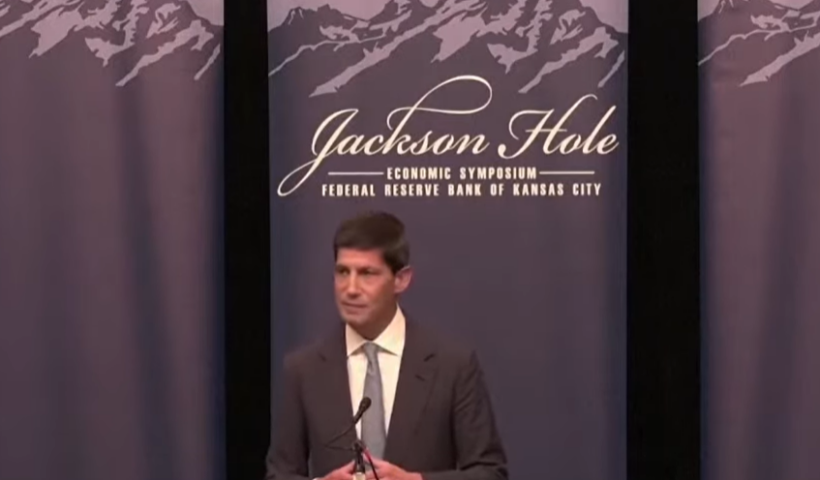Performance économique des États-Unis : le président de la Réserve fédérale, Kevin Warsh, fait le point lors des rencontres de Jackson Hole ce vendredi 28 août 2026