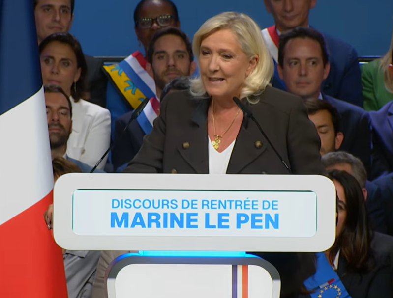 À Hénin-Beaumont ce dimanche 14 septembre lors du discours de rentrée, Marine Le Pen veut prioriser l'accès au logement social pour les Français : quelle réalité pour les étrangers dans les HLM ?