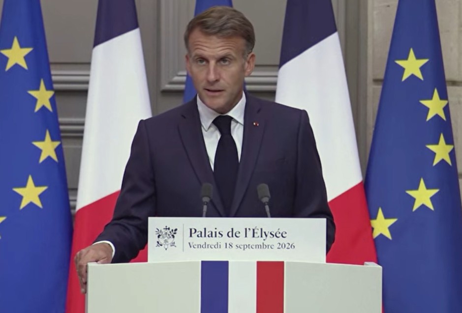 L'agressivité russe et les menaces en Europe évoluent, alerte Emmanuel Macron lors d'une réunion à l'Élysée ce lundi 21 septembre 2026