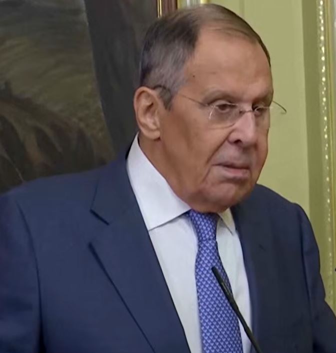 Volodymyr Zelensky ne mérite pas de trêve, selon Sergey Lavrov ce lundi 12 octobre 2026, Ministre des Affaires étrangères de la Fédération de Russie, alors qu'il demande un cessez-le-feu de soixante jours pour des élections en Ukraine
