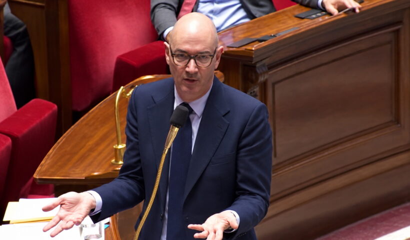 Recul du PIB français de 0,1 % au troisième trimestre : l'économie à l'arrêt selon Roland Lescure, ministre de l'économie, ce vendredi 30 octobre 2026